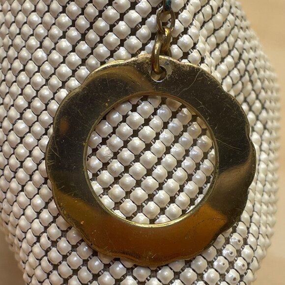 Whiting & Davis Made In USA Women’s White Mesh Vintage Evening Clutch Bag - Picture 8 of 9